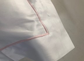 Satin Kissenbezüge "Bourdon", White mit Dark Rose 40 x 80 cm
