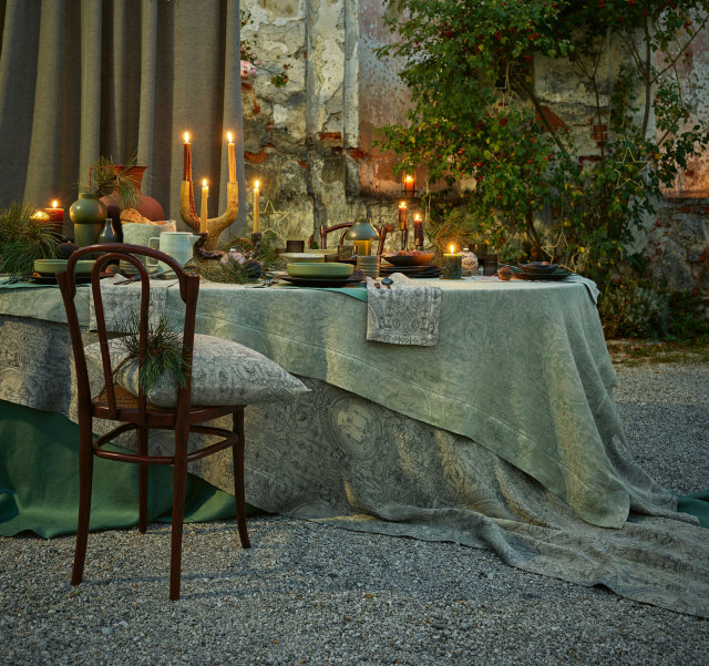 Pure linen tablecloth "Cartouche"