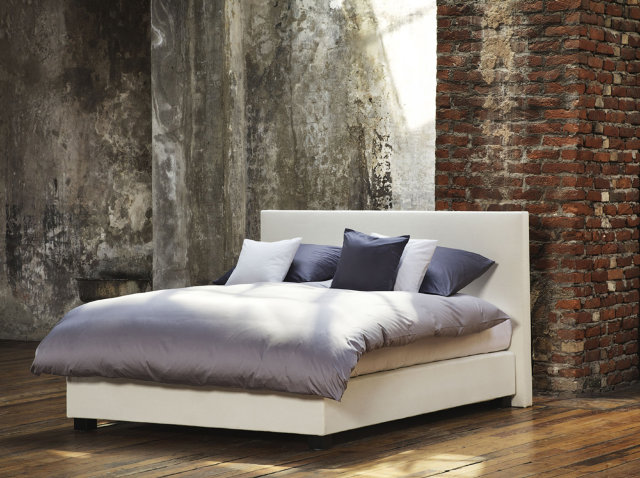 Christian Fischbacher Plain bed linen "Satin 105"