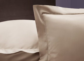 Satin bed linen Supima cotton atelier-made "Graser Manhattan Ajour" in 48 colors