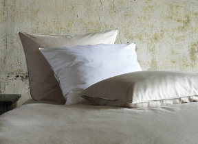 New Selection" satin bed linen