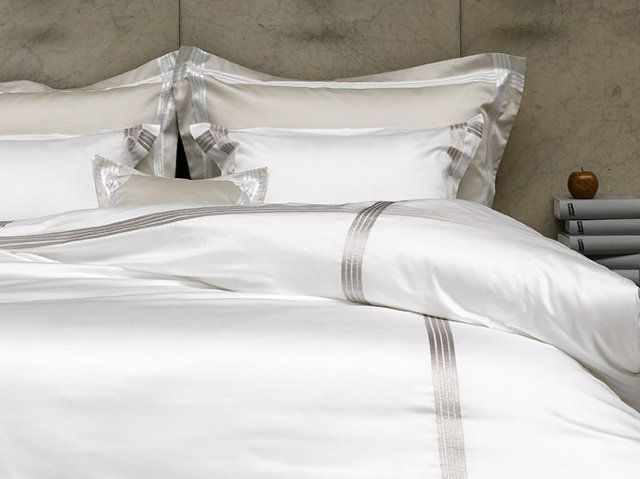 Mirabel Slabbinck "Sorbe" satin bed linen