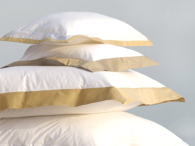 Hella summer bed linen