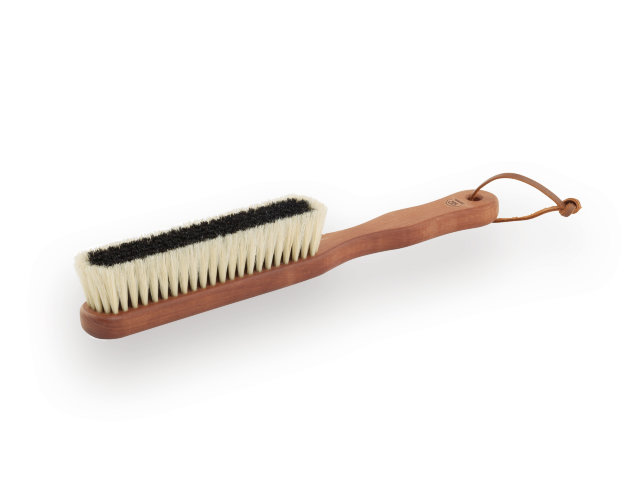 Cashmere brush with pear wood handle