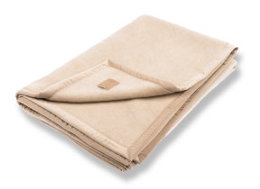 Cashmere blanket with envelope hem