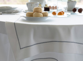 Table linen series "Justien" in 6 colors