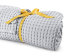 Waffelpikee Plaid "Stay" von Schlossberg in der Farbe Cloud, Detail