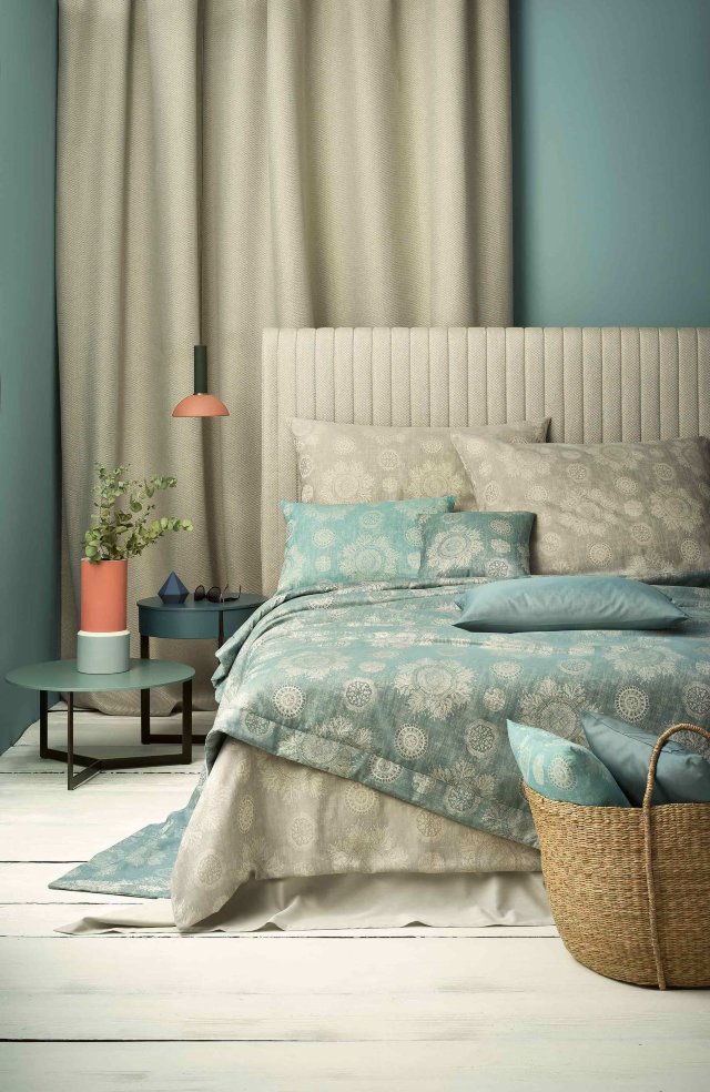 Leitner Medusa" cotton jacquard bed linen