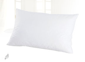 Medium-firm feather/down pillow "Davos"