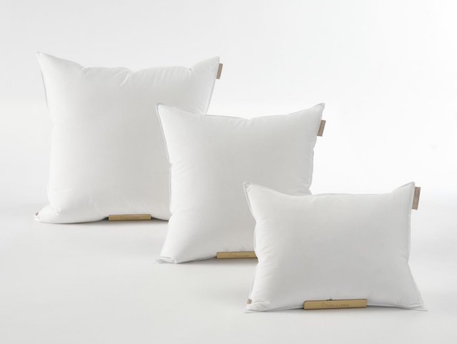 Three-chamber pillow "Celso de Lemos Steller"