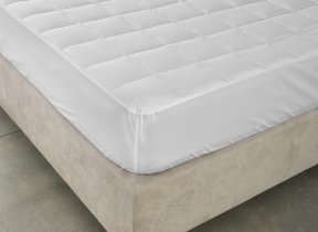 Luxuriöses Daunen Unterbett für den extra Kuschelfaktor "Celso de Lemos Immer"