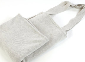 Strickplaid und Tasche "Travell Marble"