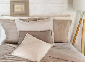 Satin cushion covers "Nantes Powder"