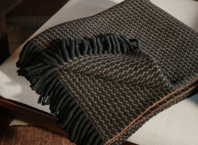 Cashmere knitted plaid "Braemer"