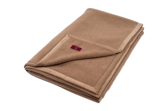 Camel Hair Blanket with Envelope Hem "Maharani"